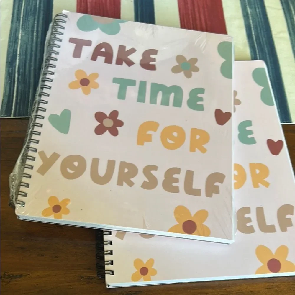 madiee green design spiral notebook